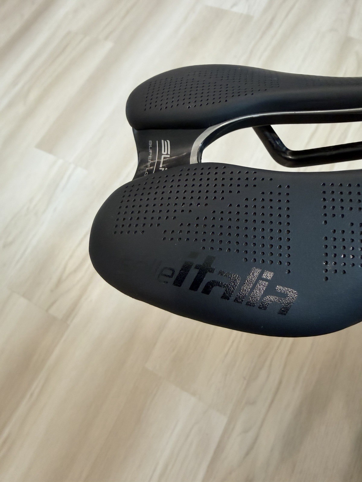 Selle Italia SLR Boost Kit Carbonio Superflow Saddle (Black) S3 Size 130mm
