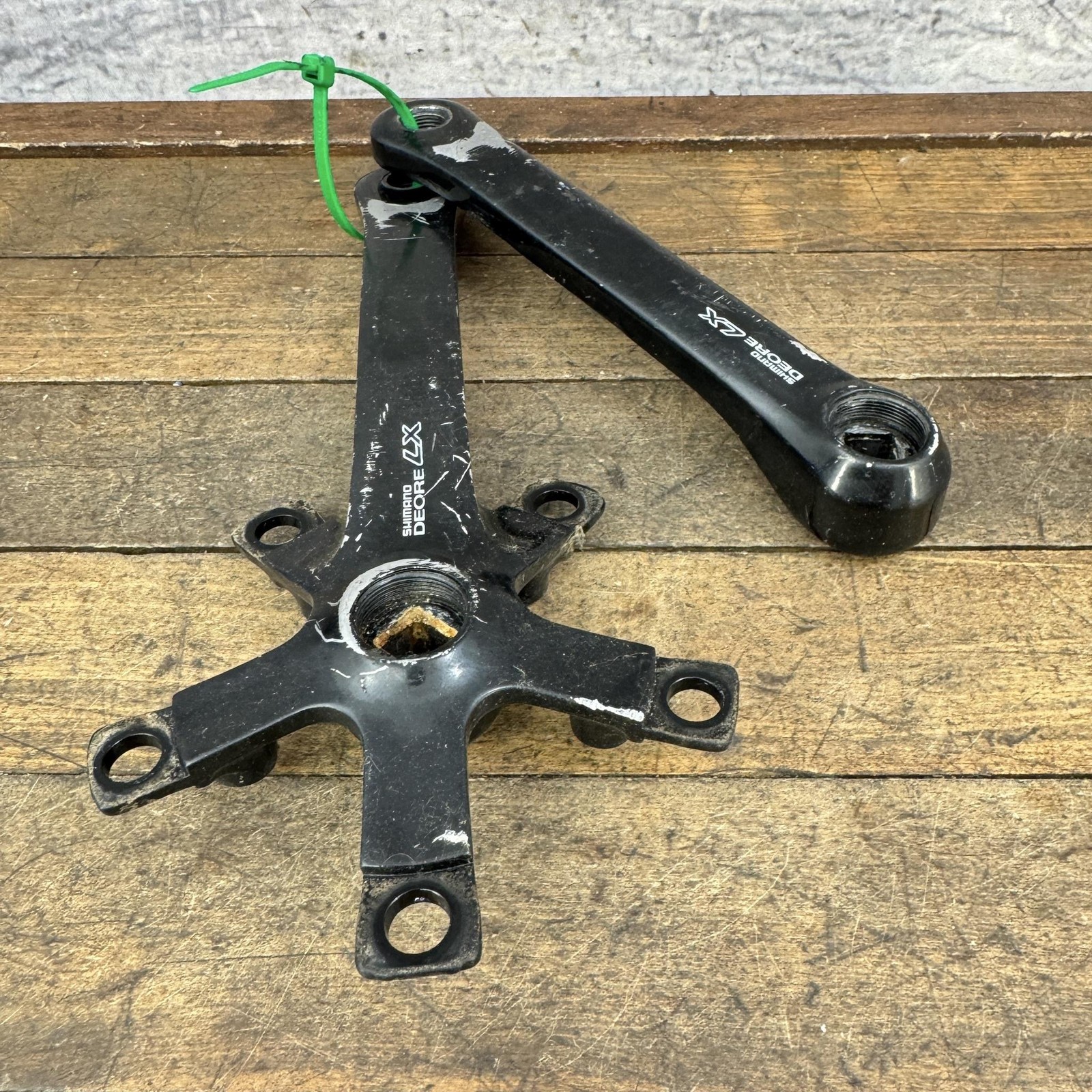 Vintage Shimano Deore LX Crank Set FC-M560 175 Mm 110 BCD MTB Black Arms 1990s