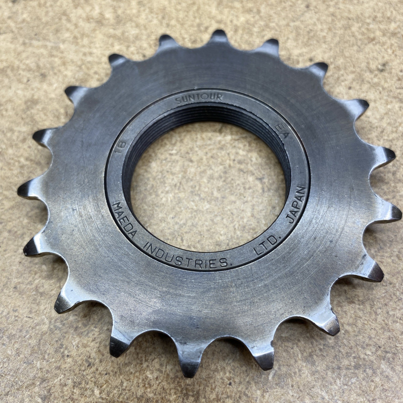Vintage Suntour Madea Industries Ltd. Track Bike Cog 18t 3/32″ EA Sprocket Steel
