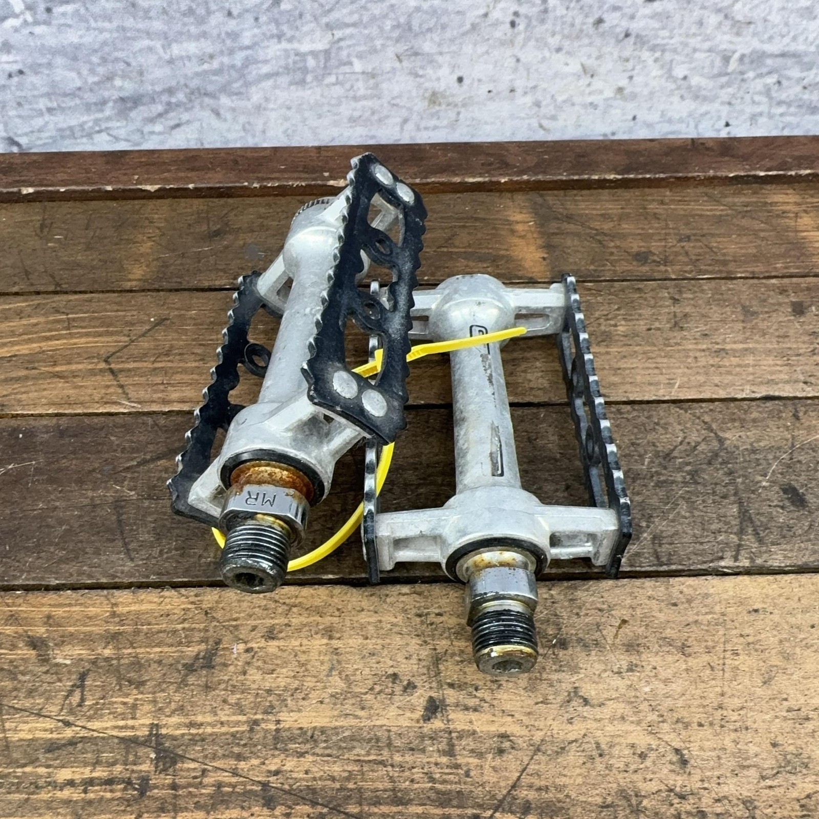 Vintage MKS Sylvan Sealed Bearing Bike Pedals 9/16 Road Touring City Alloy