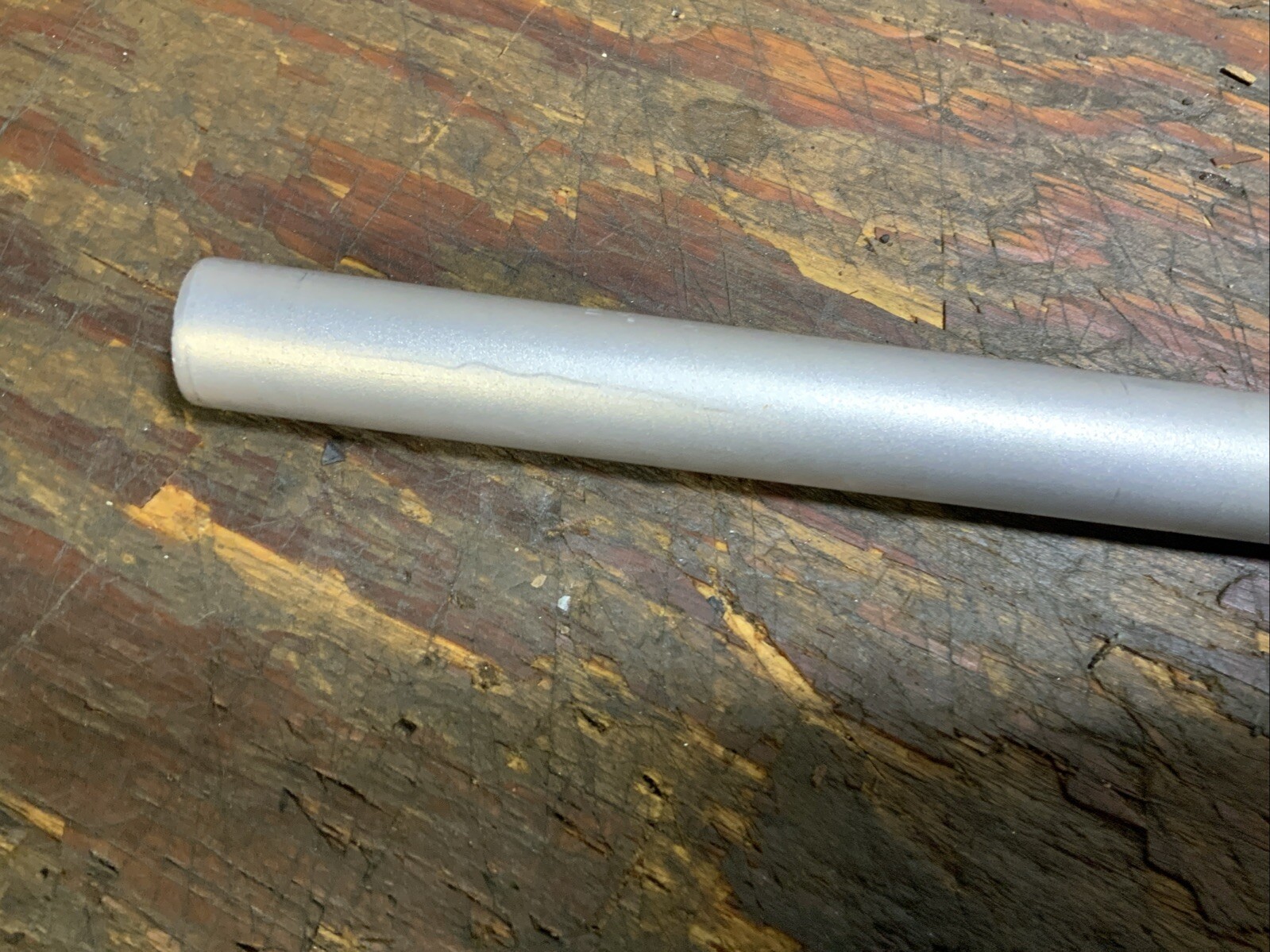 BONTRAGER RACE 5º Handlebar • 560mm x 25.4mm • Grey/Silver • w/Reinforced Ends