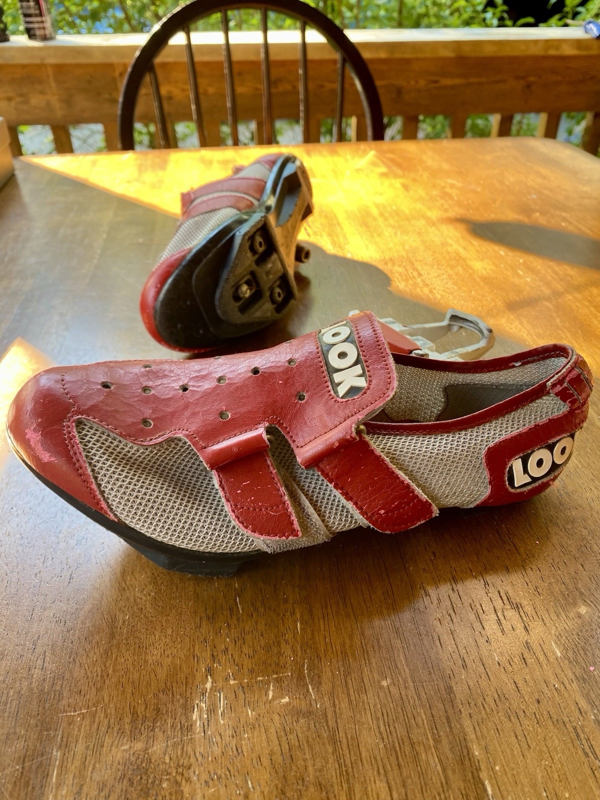 Vintage LOOK Clipless Road Bike Pedals and Cycling Shoes (women’s 8).
