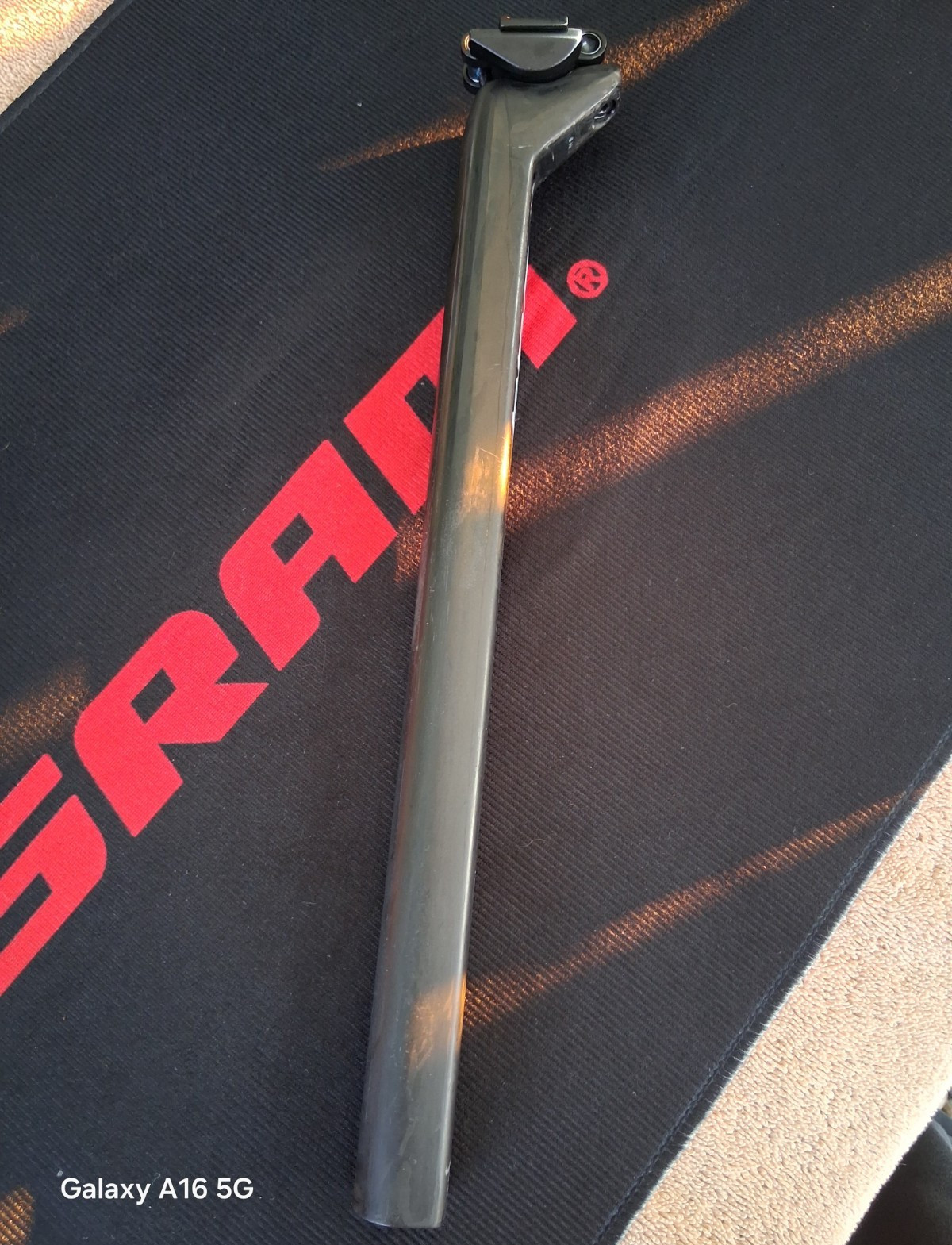 OEM BMC Teammachine 01 D-Shape Carbon Seatpost – 15mm Offset, Good Condition