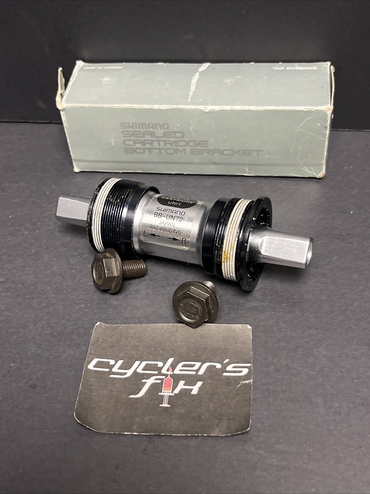 NOS Shimano BB-UN72 115x68mm Bottom Bracket Shell Square Taper English Single SR