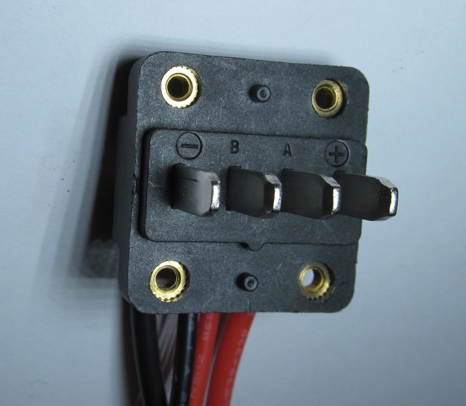 NEW 4-PIN BATTERY CONNECTOR TERMINAL BLOCK (WIRED) FOR ELECTRIC/ E-BIKE
