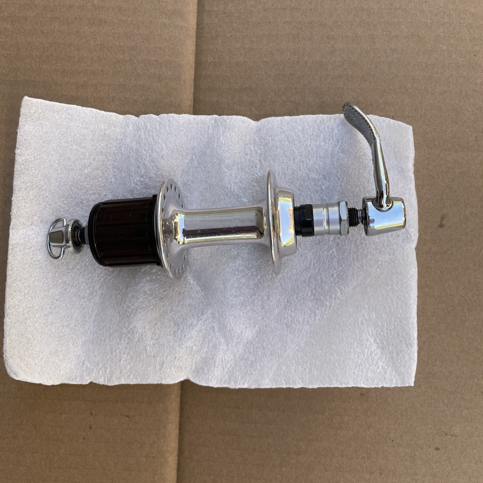 New Vintage Suntour XC Pro WTB Grease Guard Hub and QR 36H 135 Cassette NOS MTB