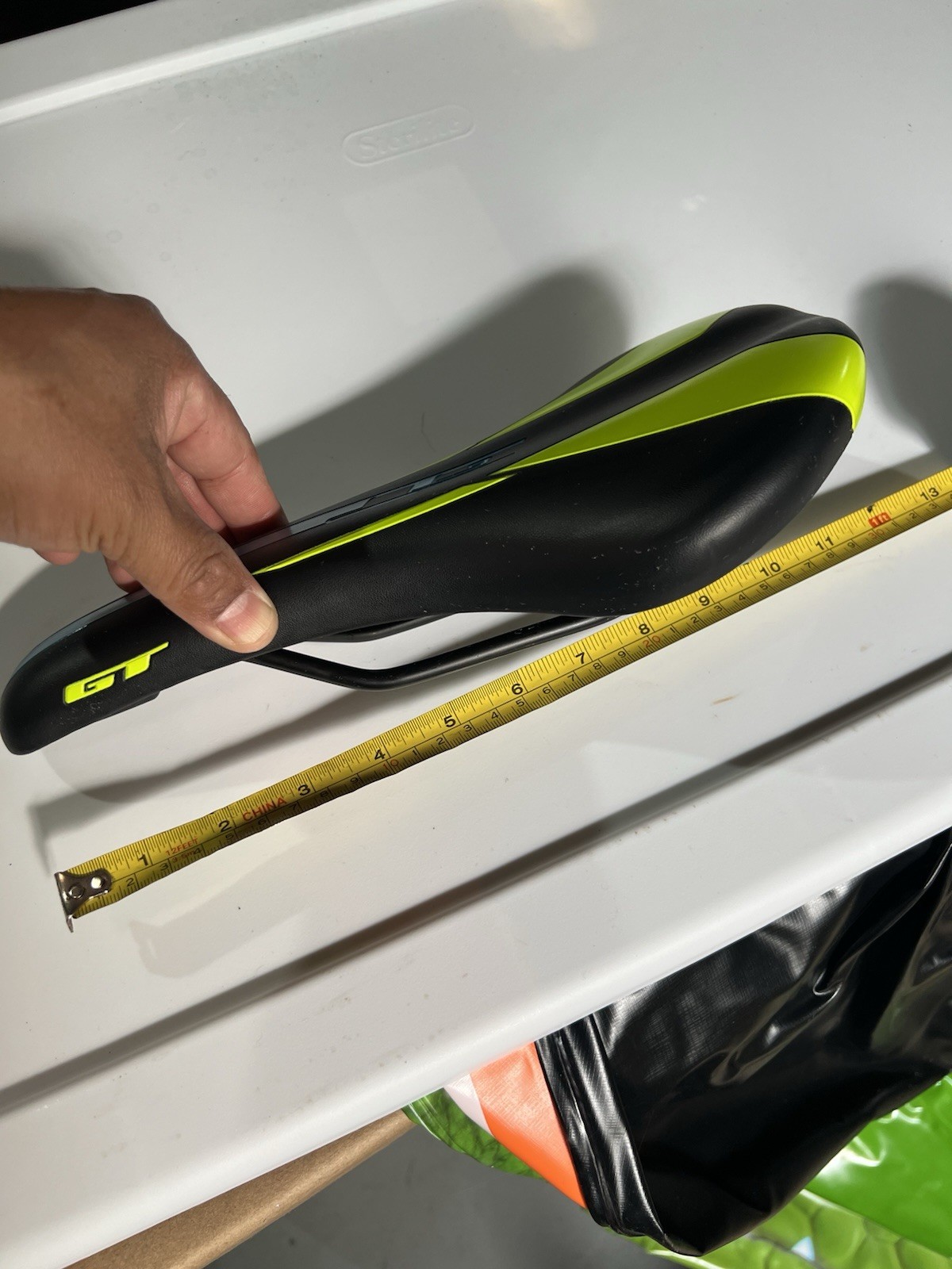 GT Synthetic Bicycle Saddle Black Yellow Blue Universal