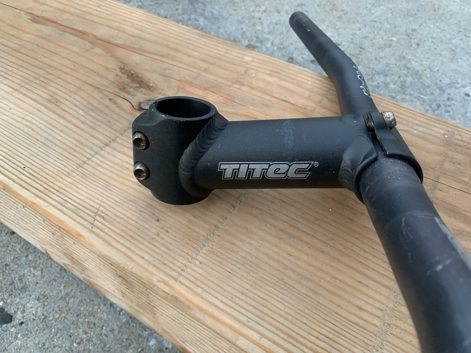 Vintage TITEC Hell Bent XC Riser MTB Aluminum Handlebar And Stem 640mm, Black