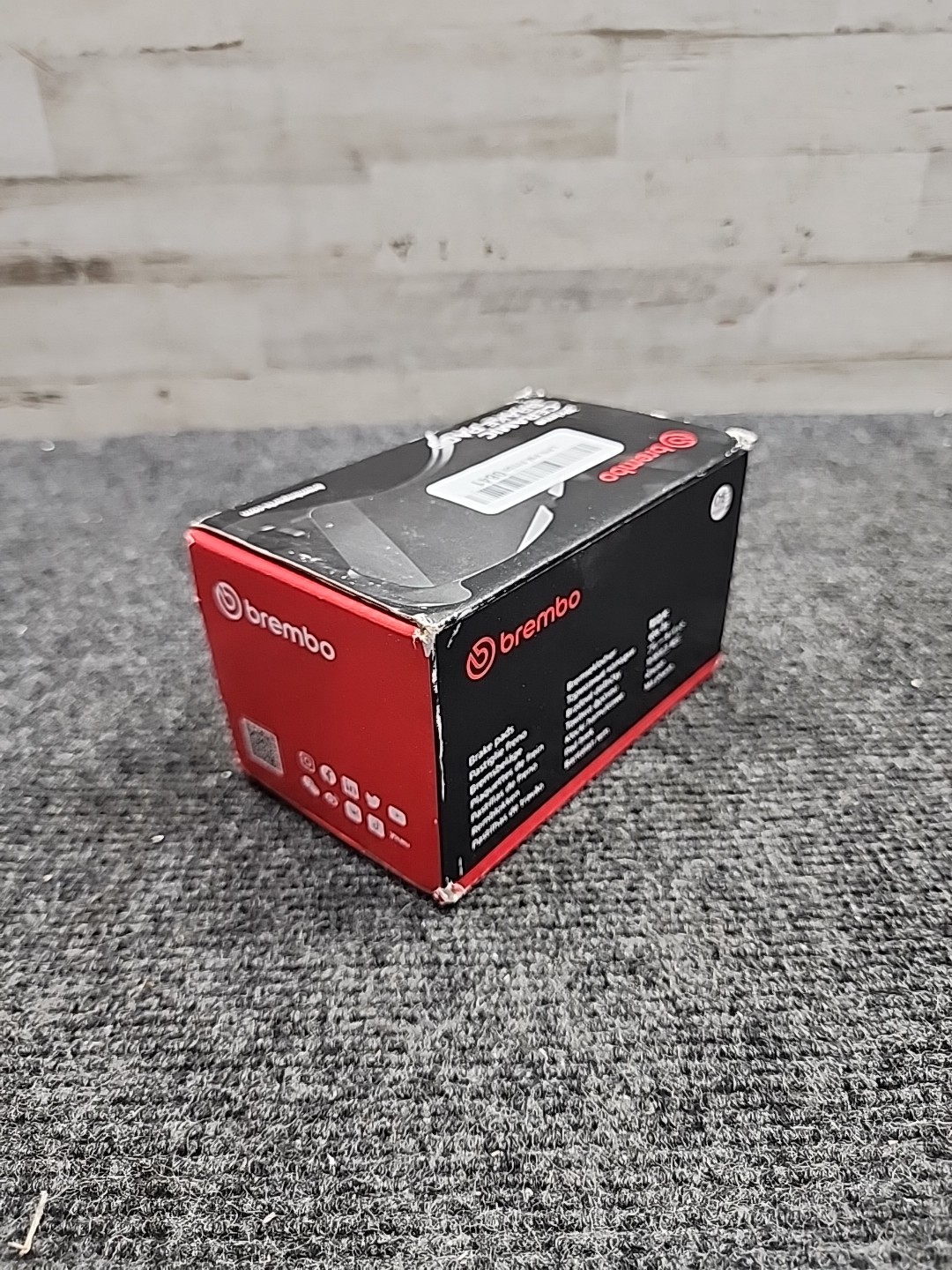 Brembo P83160N Premium Ceramic Rear Disc Brake Pad Set