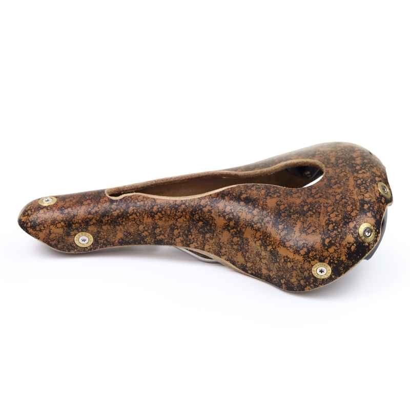 Gilles Berthoud aspin open leather saddle (cork)