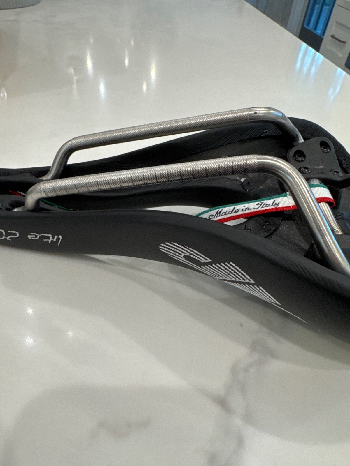 selle smp lite 209 black bicycle saddle
