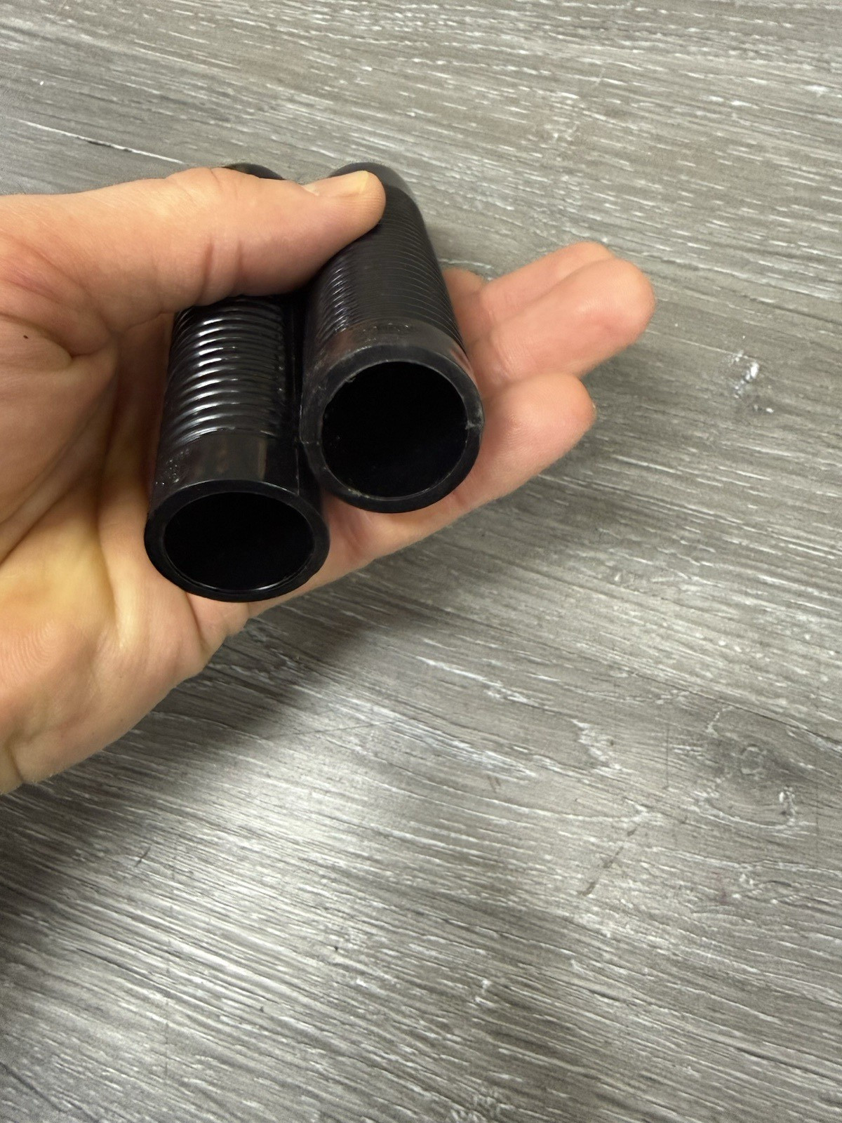 NOS Hunt Wilde Bike Bar Grips Black Handlebar 7/8″ 22.2 – 4 1/2″