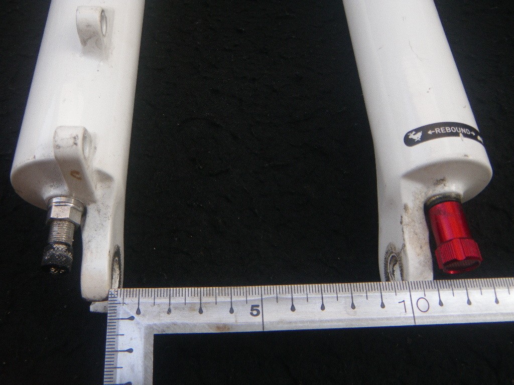 85mm RockShox Reba Approx. 1.8kg RockShox Front Fork MTB Front Suspension SRAM
