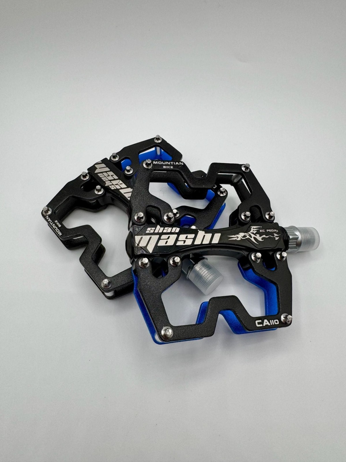 Shanmashi CA110 Mountain Bike Pedals, Black/Blue