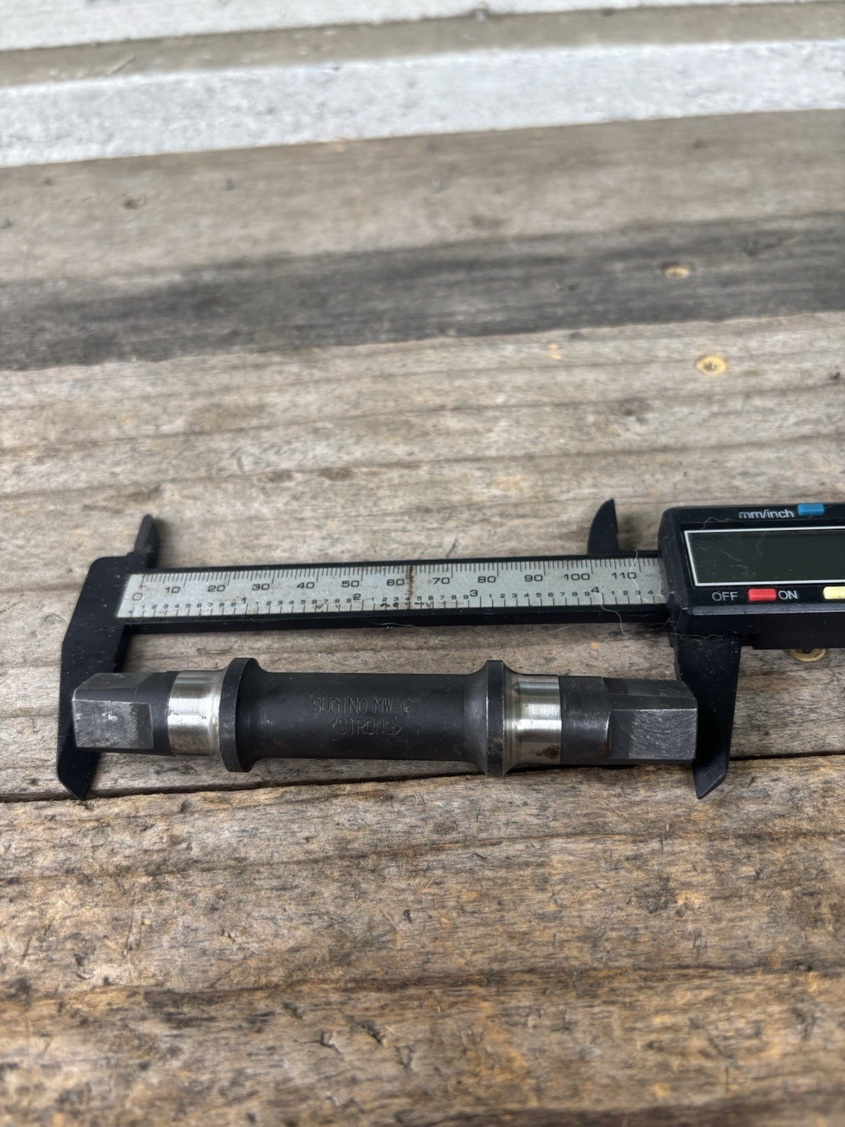 Vintage Sugino Strong Bicycle Bottom Bracket- 68 X Approx 114mm- Old School Tour