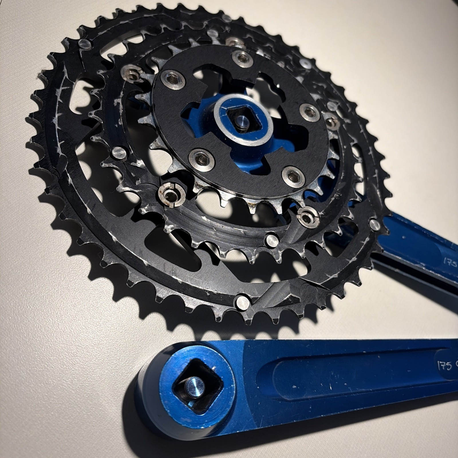 First Gen RaceFace Turbine LP 46/34/24T, 175mm Crankset 1993 1994 Blue Anodized