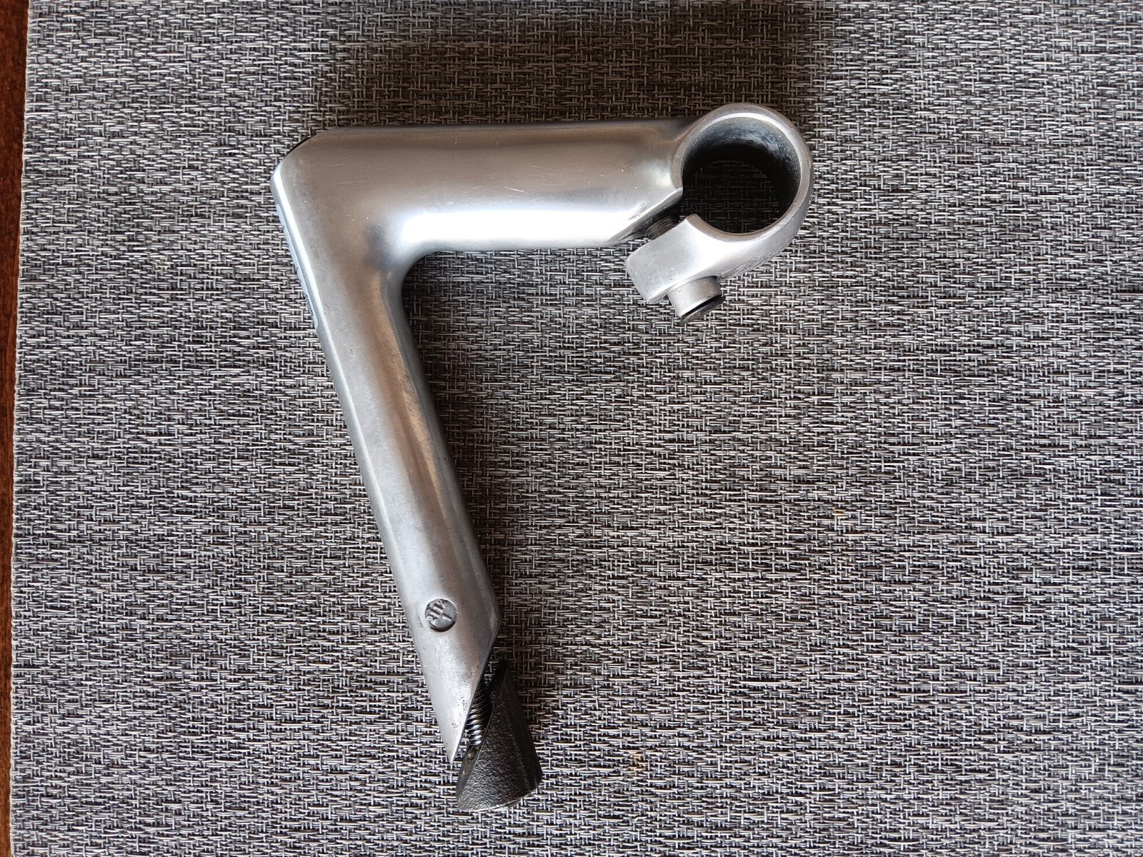 Zoom HE 1″ Stem, 100mm, 25.4 Bar Clamp, -17degree, 22.2 quill for Threaded
