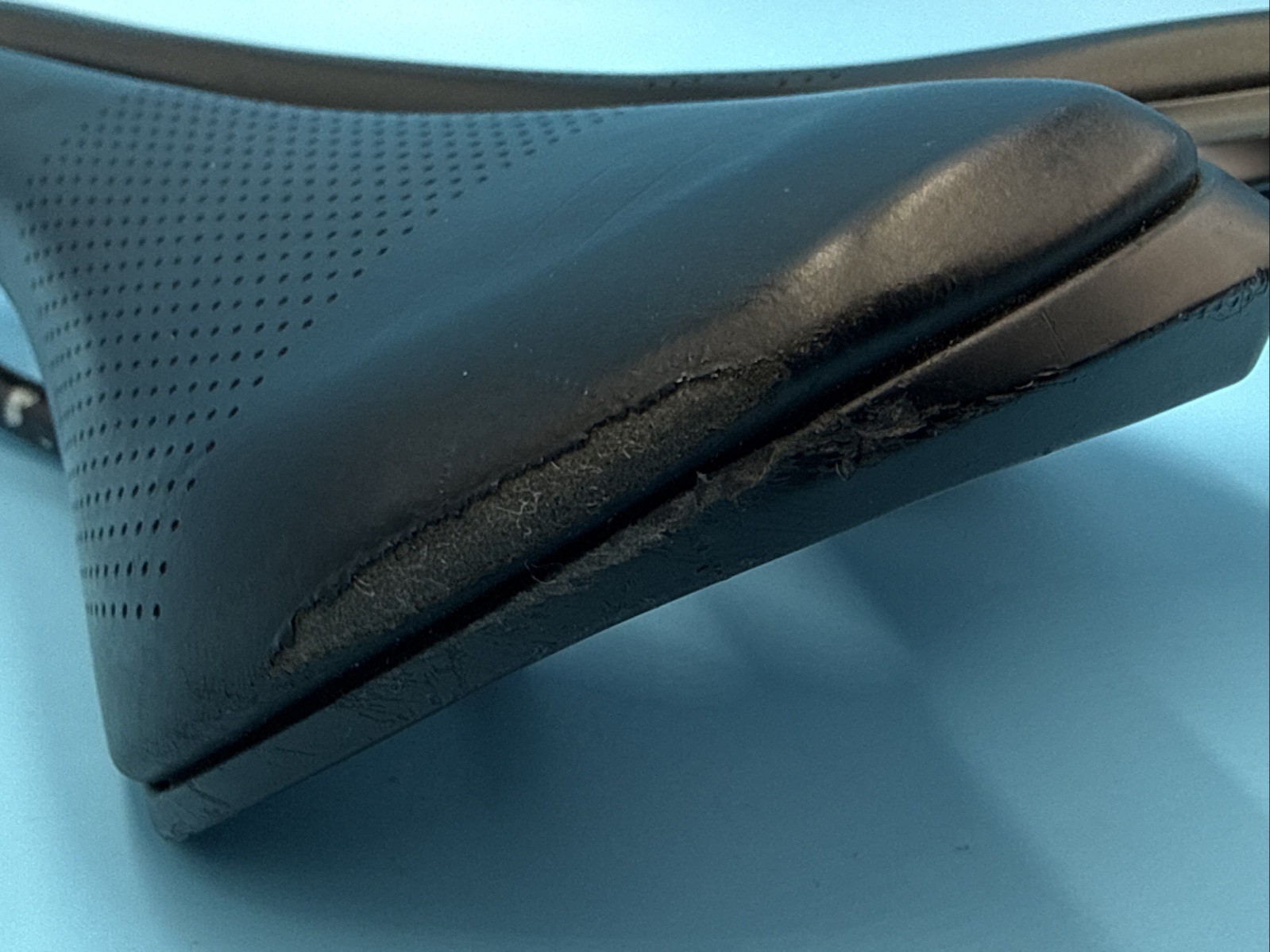 Specialized Romin EVO 143 Expert Body Geometry Comp Hollow Titanium Rail Saddle