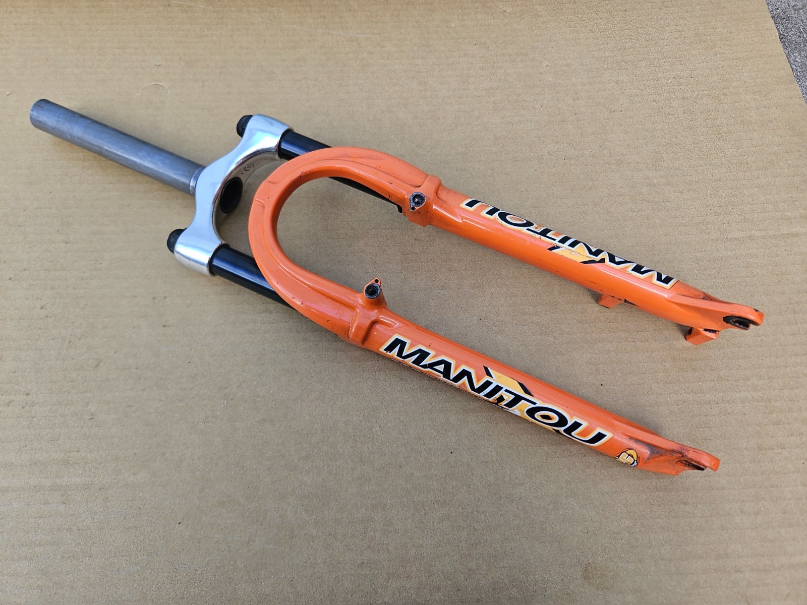 90s Manitou Magnum R 26″ Mountain Bike Front Fork 1-1/8″ Steerer V or Disc Brake