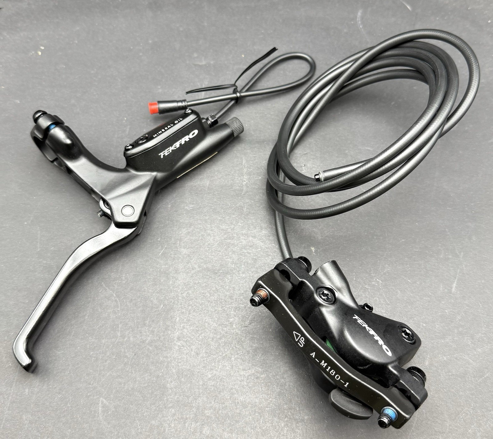TEKTRO TRP HD-E395 Right Rear Hydraulic Disc Brake Lever Caliper *NEW GENERATION