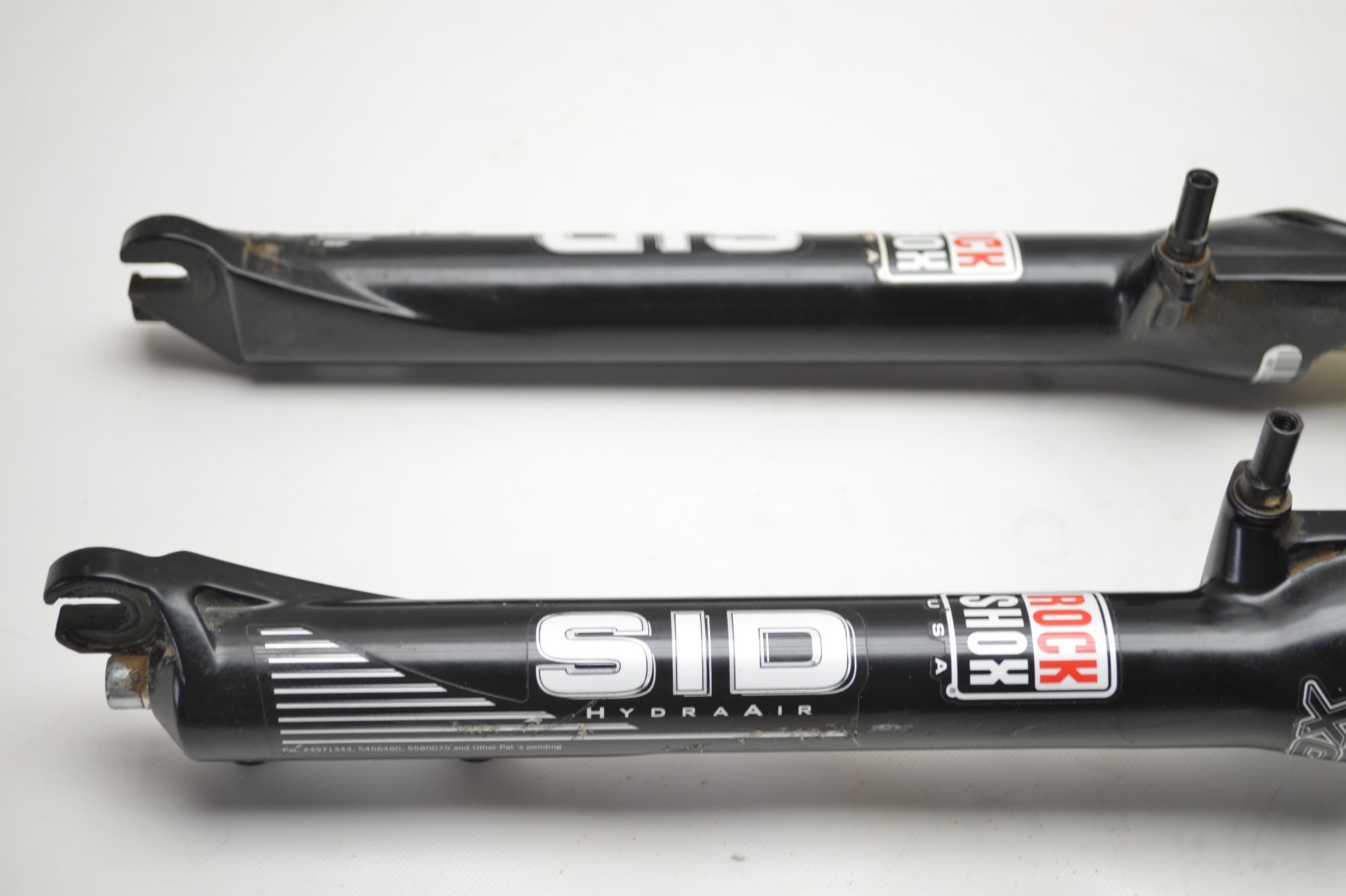 ROCK SHOX SID HYDRA AIR XC 1 1/8″ THREADLESS 26″ WHEEL BICYCLE FORK 180 MM STEER