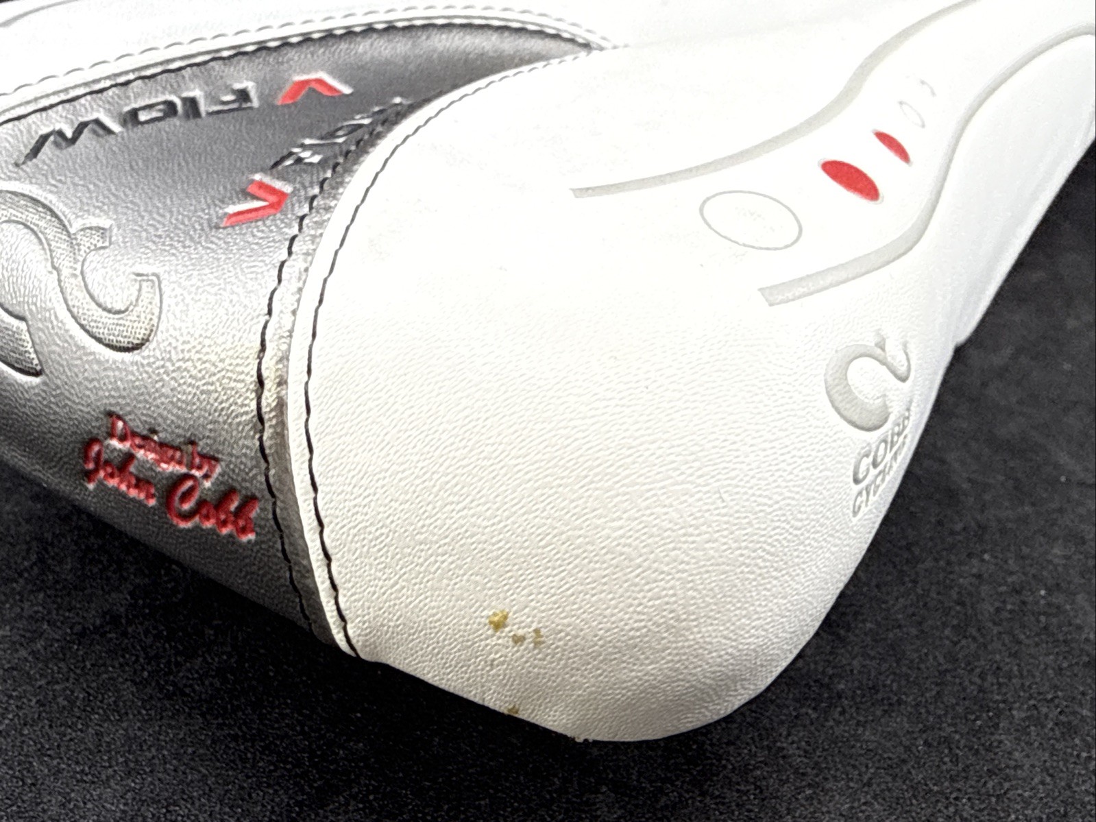Cobb PLUS White Silver Red 132mm Hollow Cro-Mo Rail Road Cutout Saddle 302 Grams