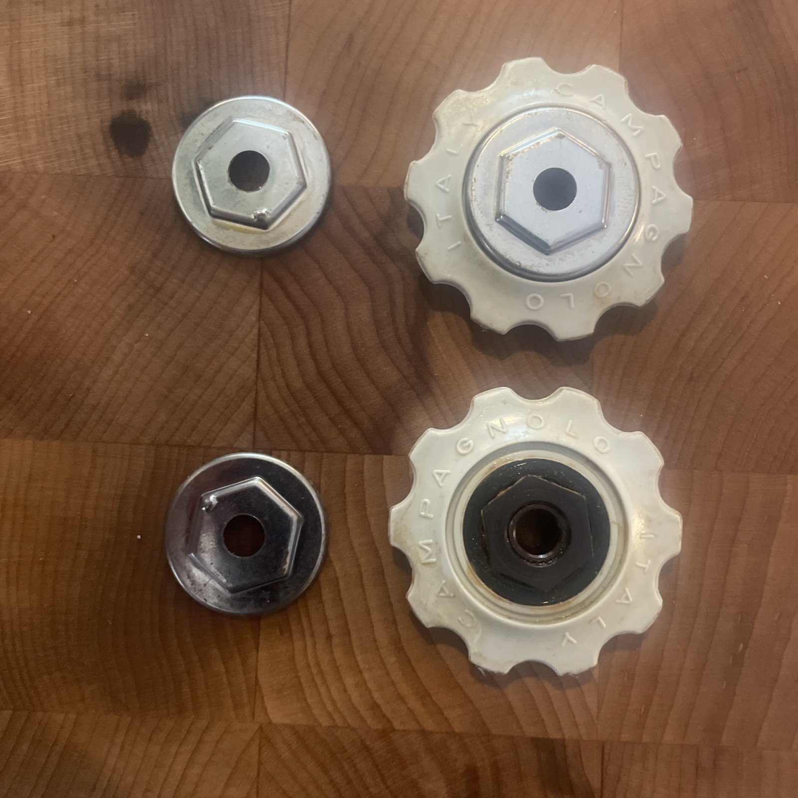 Vintage New-Old-Stock Set of CAMPAGNOLO C-RECORD Pulley Jockey Wheels. (FSW)