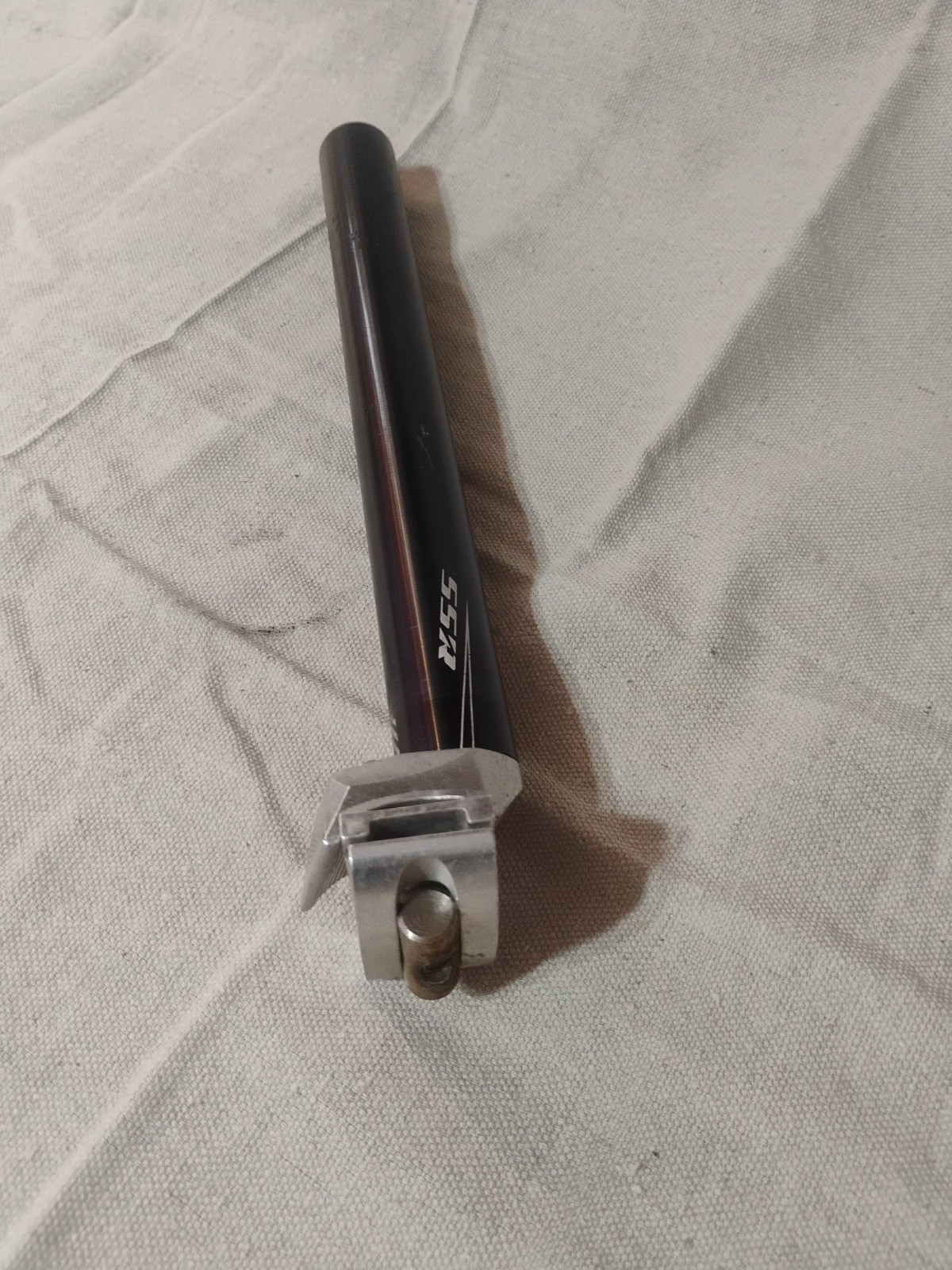 Bontrager SSR Seat Post Black 29.2mm Nice Condition
