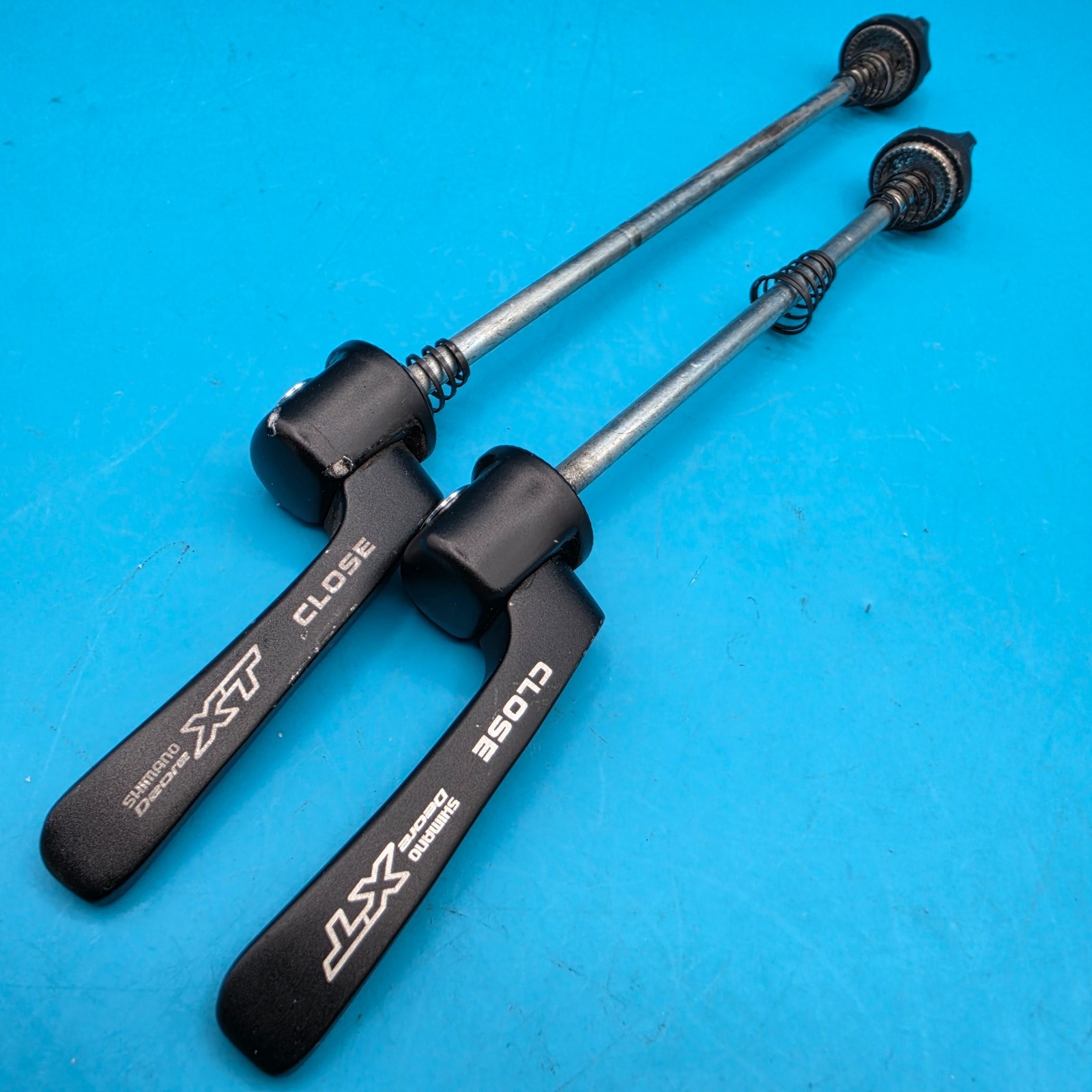 Shimano Deore XT Quick Release Skewer Set for 100/135mm Spaced Hubs g22
