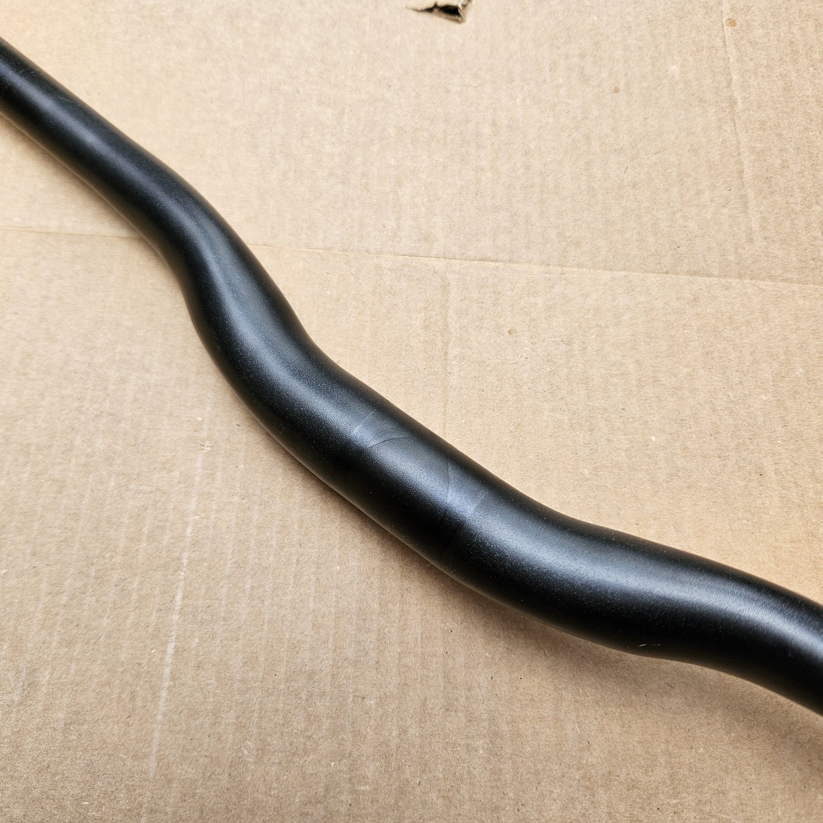 Mongoose Aluminum Mountain Bike Riser Bars Handlebars 31.8mm x 685mm Black