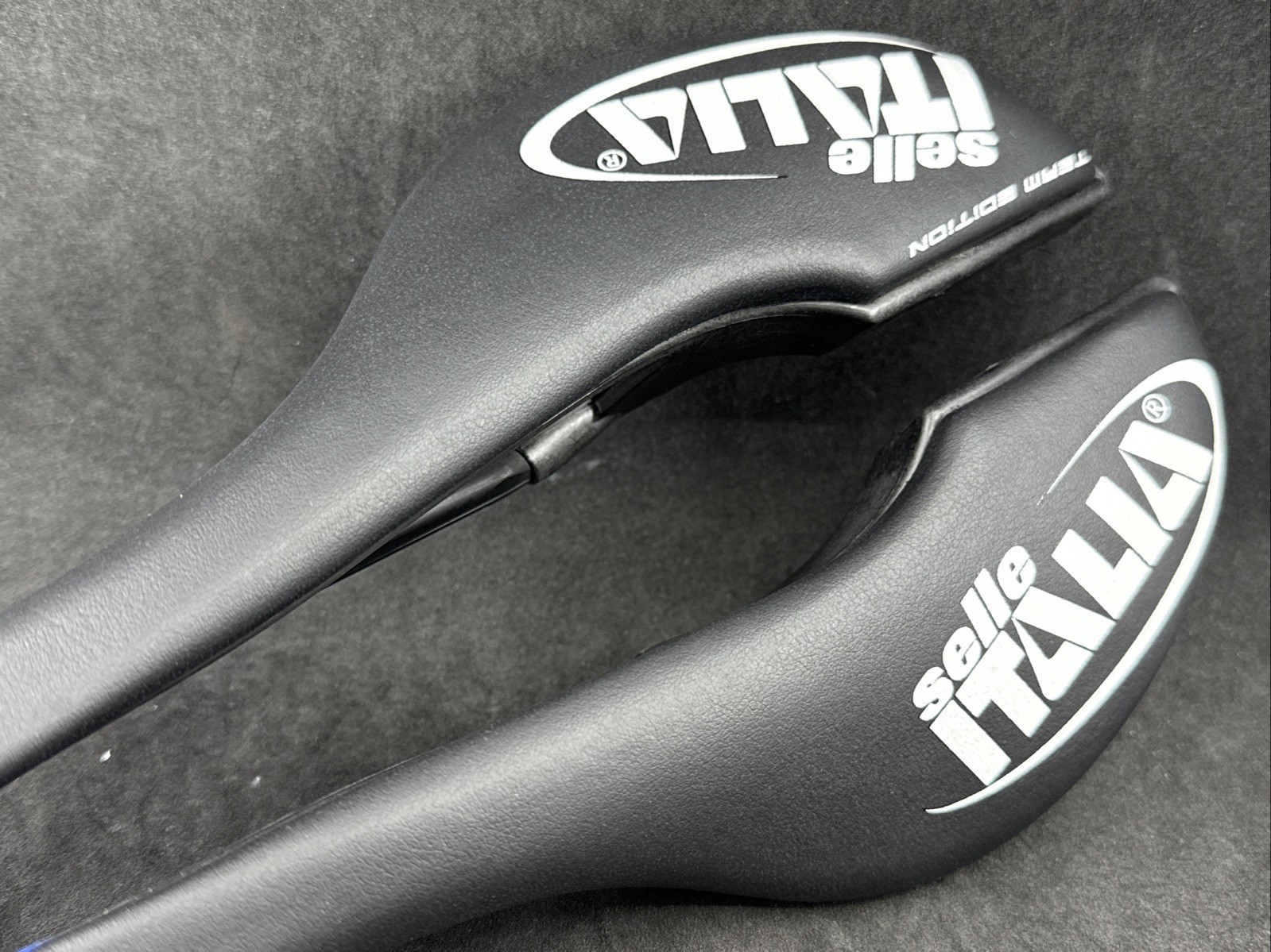 Selle Italia SP-01 BLUE ACCENTS SuperFlow Team Edition Prof 5.0 L3 285mm x 140mm