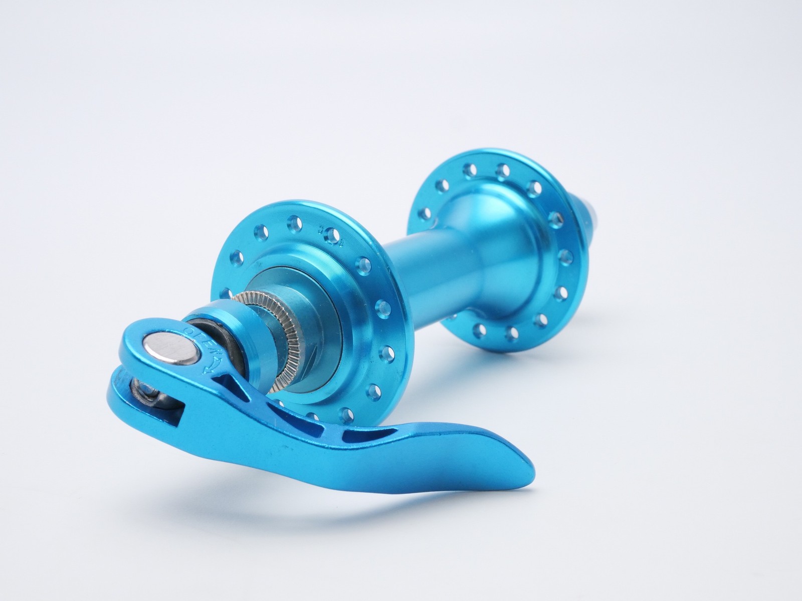 Axial Road Hubs Pair 28h 8-11 Speed 100/130mm Sealed Bearing Blue 508g Bike