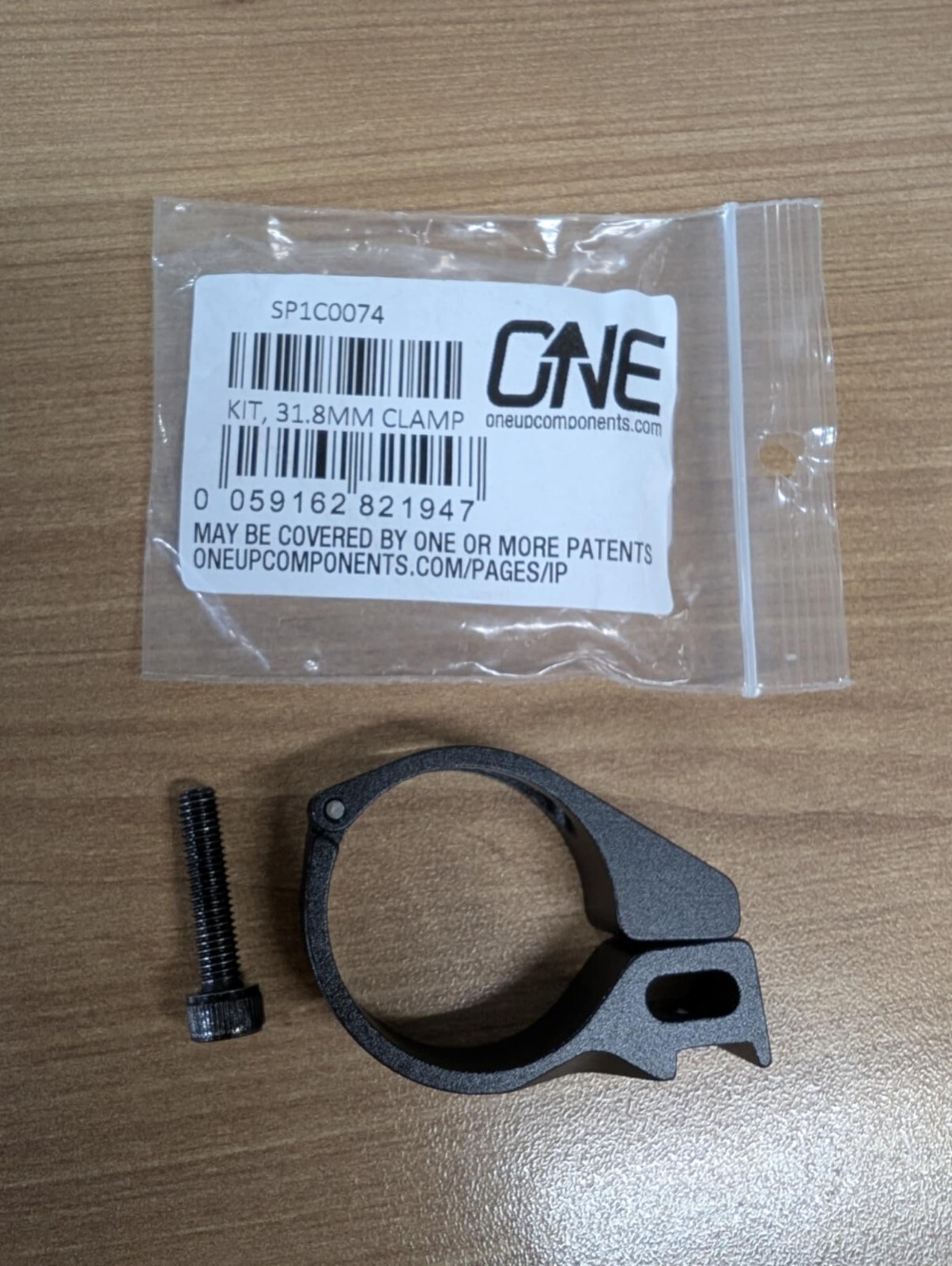 ONEUP CLAMP 31.8MM FOR DROPPER REMOTE, BLACK, WITH SCREW, NEW