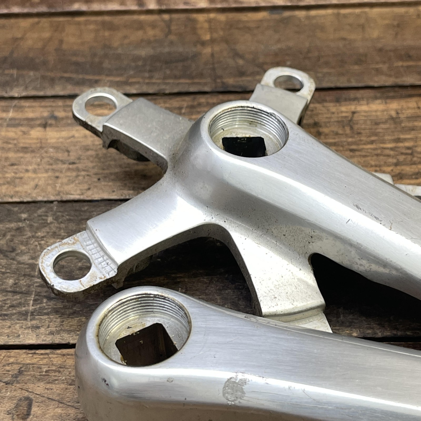 Vintage Shimano 600 FC-6206 Crank Set 165mm 110 BCD Silver Road Bike Japan