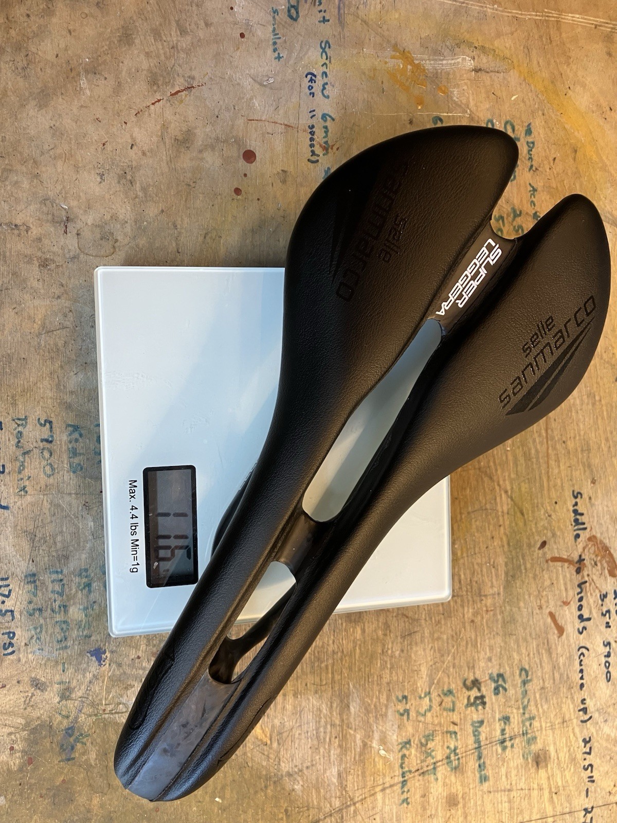Lightweight Carbon Saddle Narrow 131mm X 277mm 116g Road Bike
