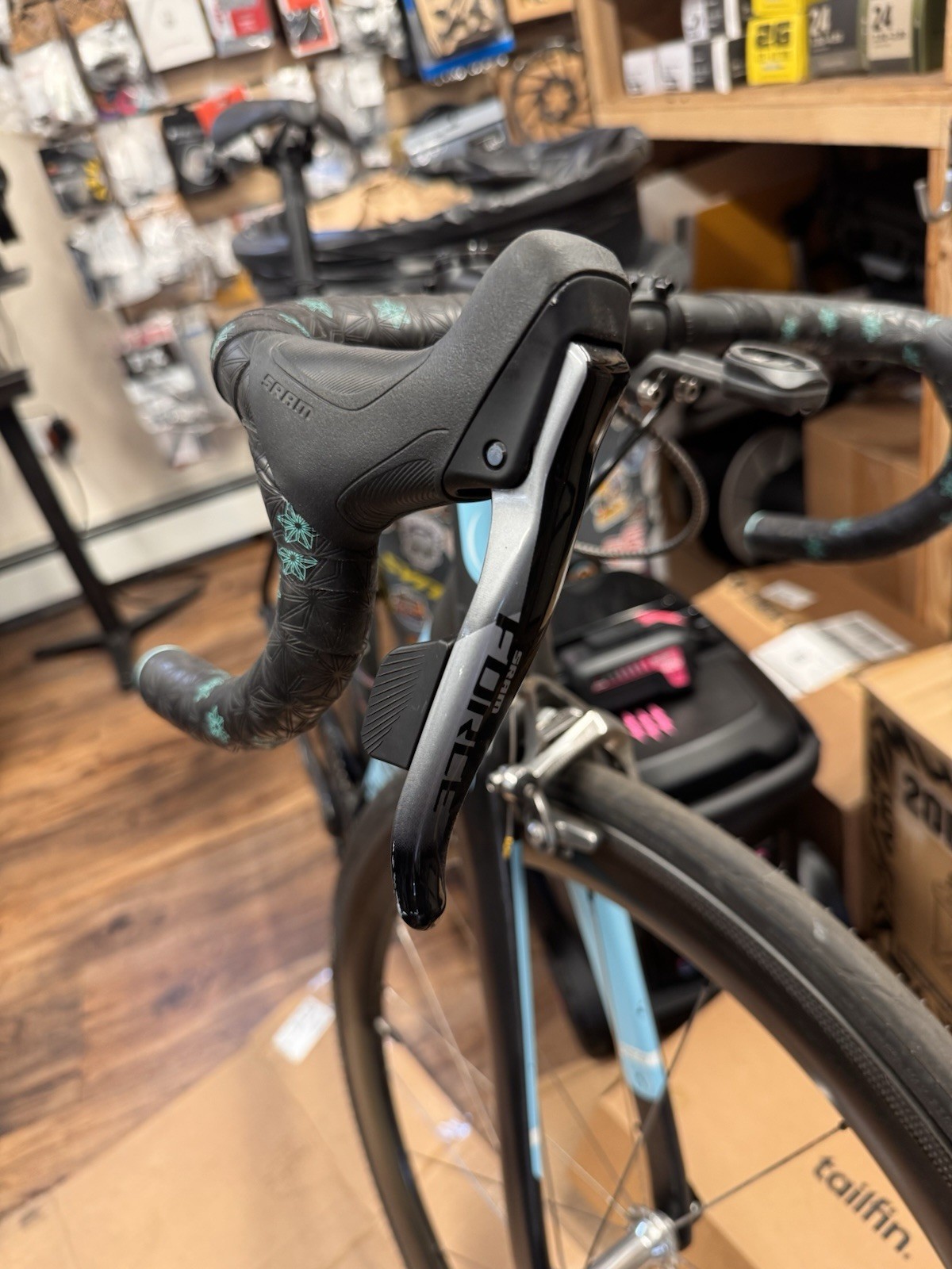 SRAM Force AXS Wireless Electronic Rim Brake Mechanical Braking Shifters