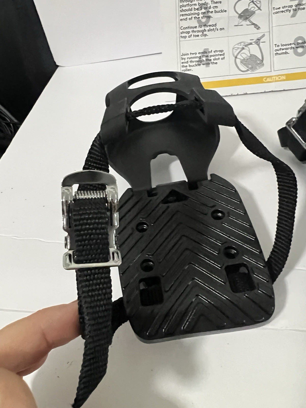 CyclingDeal Pedals Platform Adapters with Toe Clips & Straps