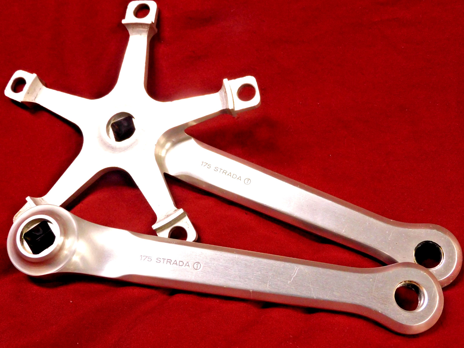 Excellent 1981 Campagnolo #1049 Nuovo / Super Record Crank Arms 175 x 144 mm BCD