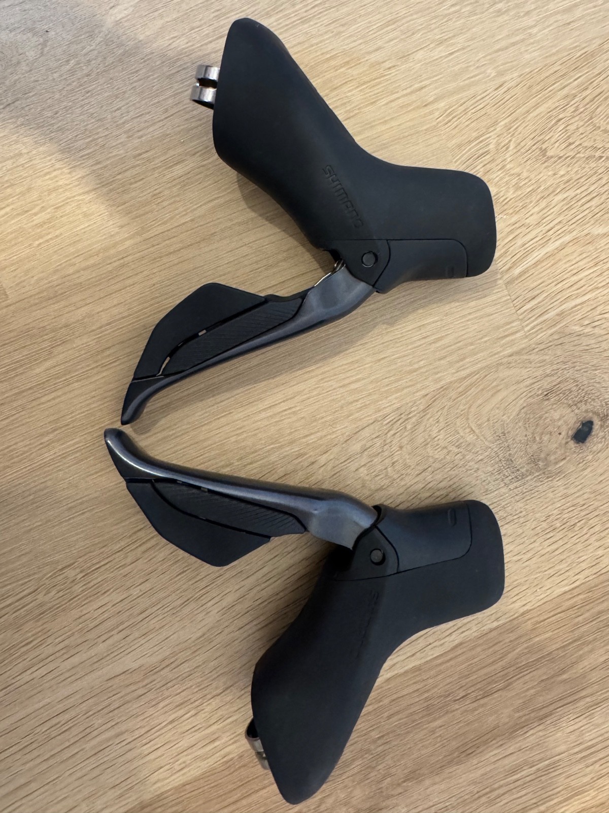Shimano Ultegra R8170 Di2 ST-R8170/BR-R8170 12-spd Hydraulic Disc Shifter Brakes
