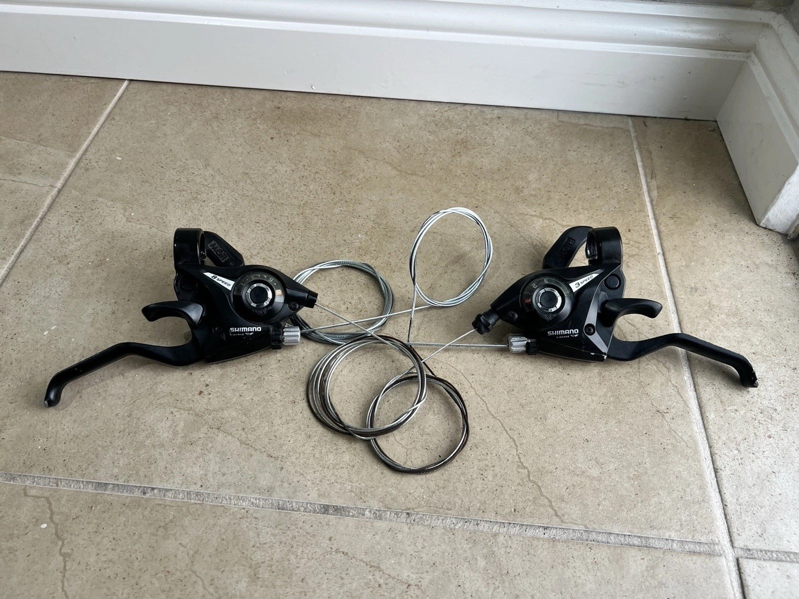 Shimano ST-EF51 Integrated Brake Shifter Combo 3×8 Speed Black MTB