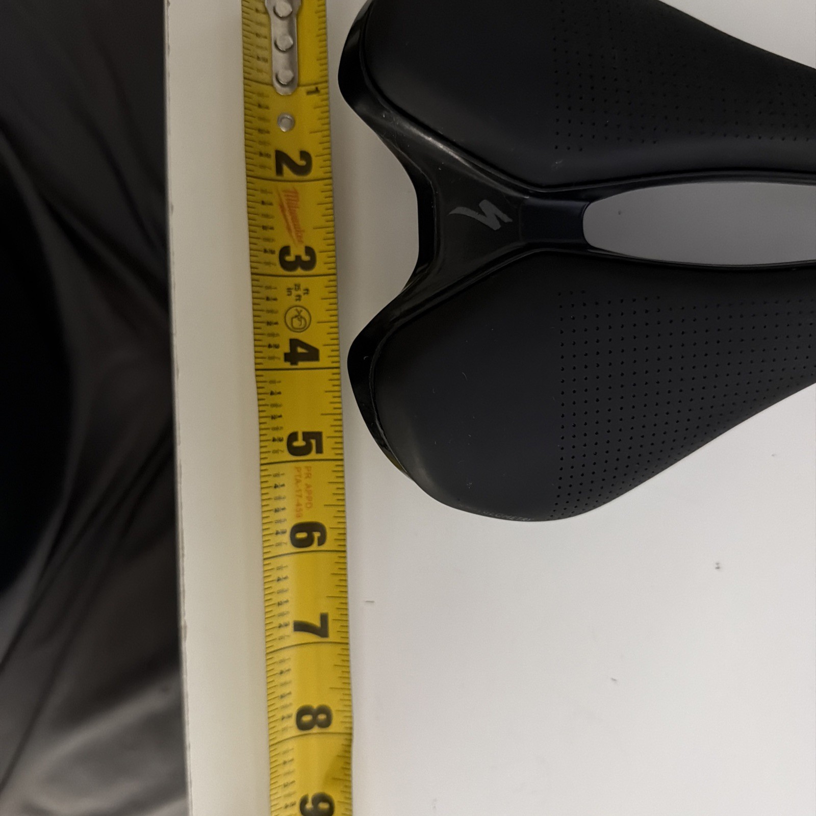Specialized Ronin Evo Saddle 143mm Black