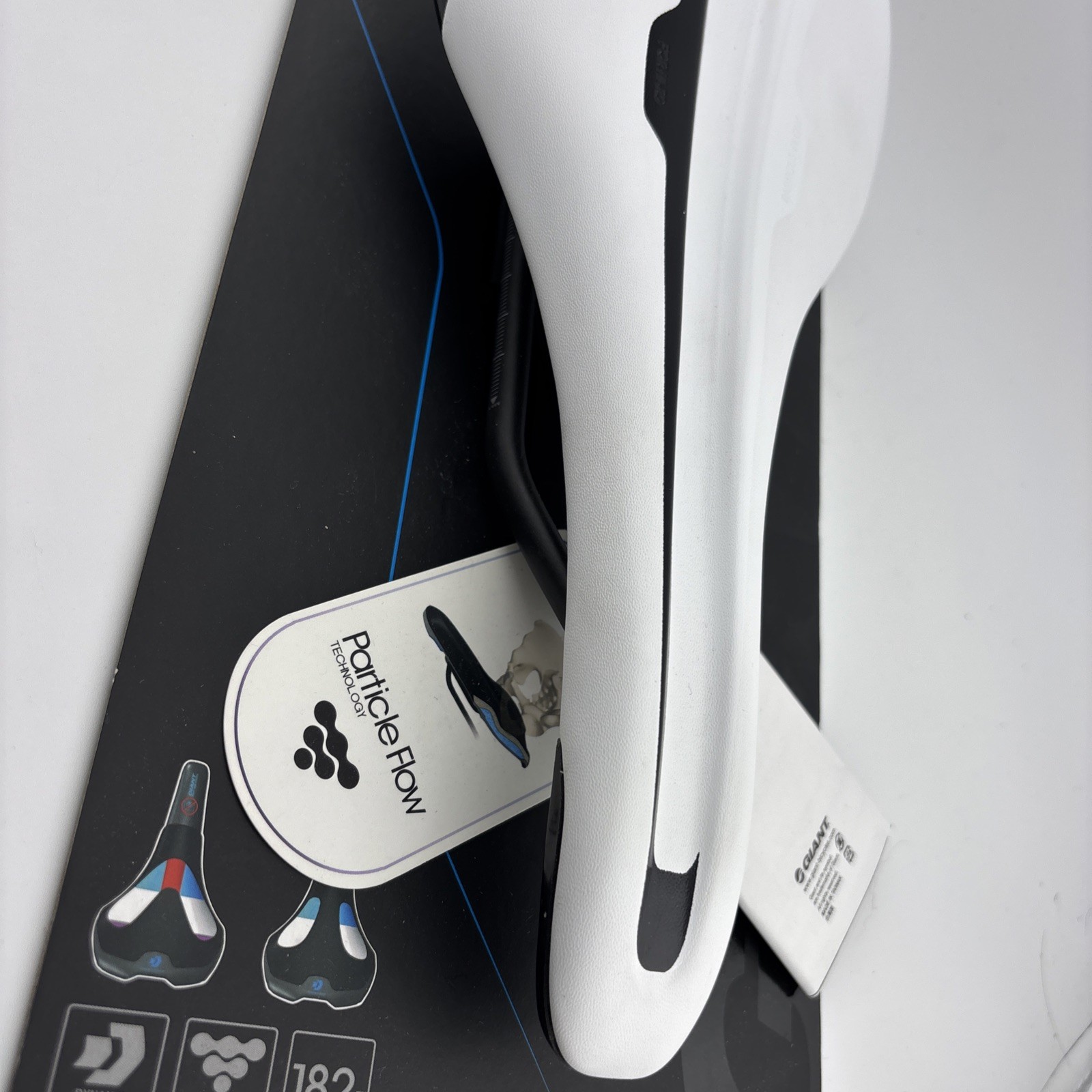 Giant Cobalt Collection Contact SLR Saddle Forward Position Carbon White