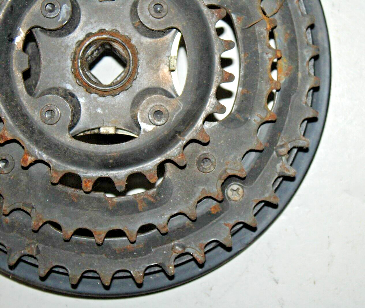 HDL152 Triple Drive Crank Arm Black 152mm 42/34/24T Riveted Square USA Shipper