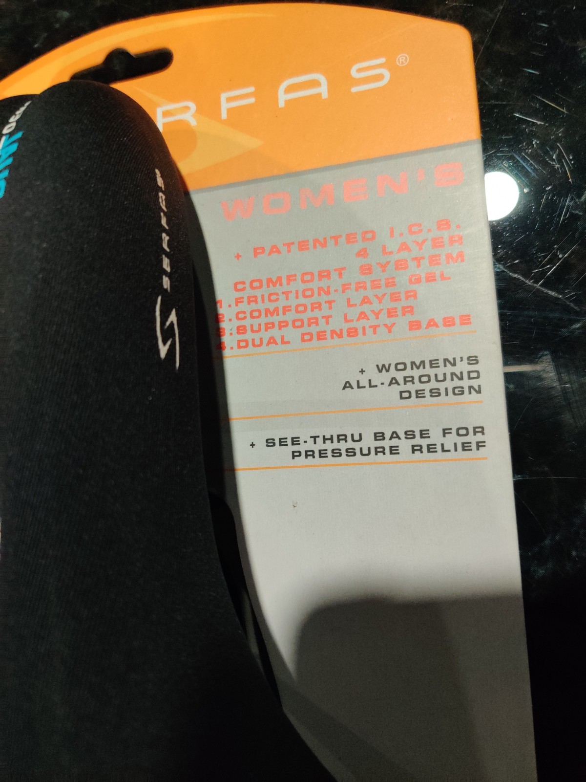 dual density gel saddle with cut out by Serfas women’s model DDM-CT