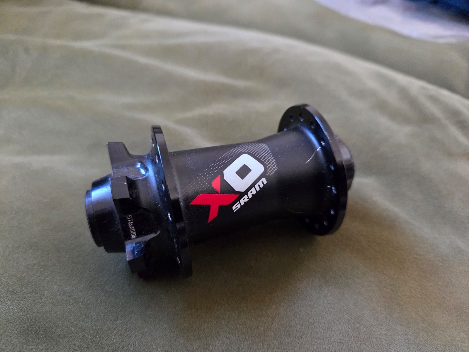Sram X0 front hub 32 hole 100mm spacing 15mm thru axle or quick release