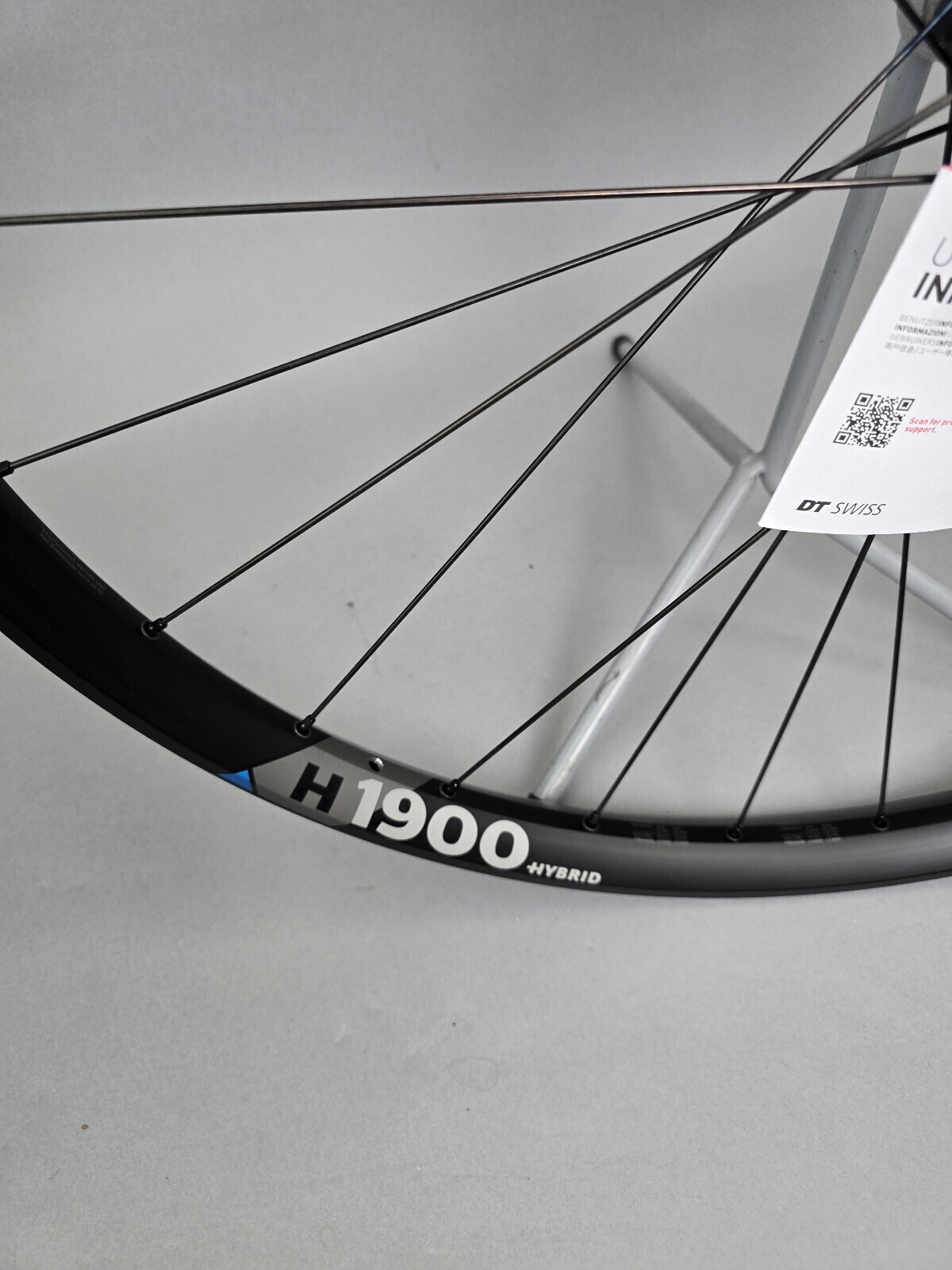 NEW DT Swiss Wheel H 1900 SPLINE 29″ 622x35mm Black Rim