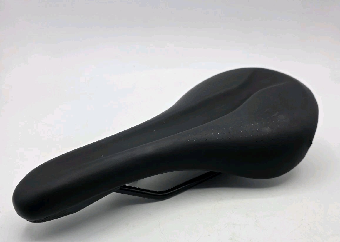 Specialized Bridge Sport Saddle 143mm Black Body Geometry Bicycle Seat