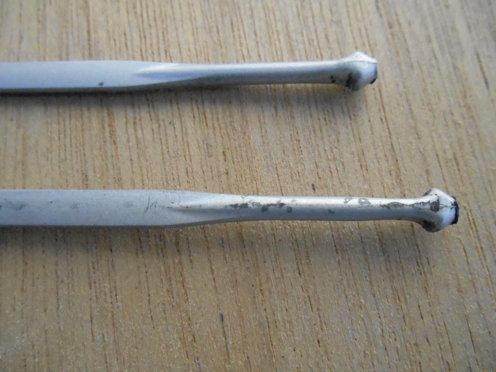 Pair of Mavic Ksyrium Rear Wheel Drive Side Spokes 279mm