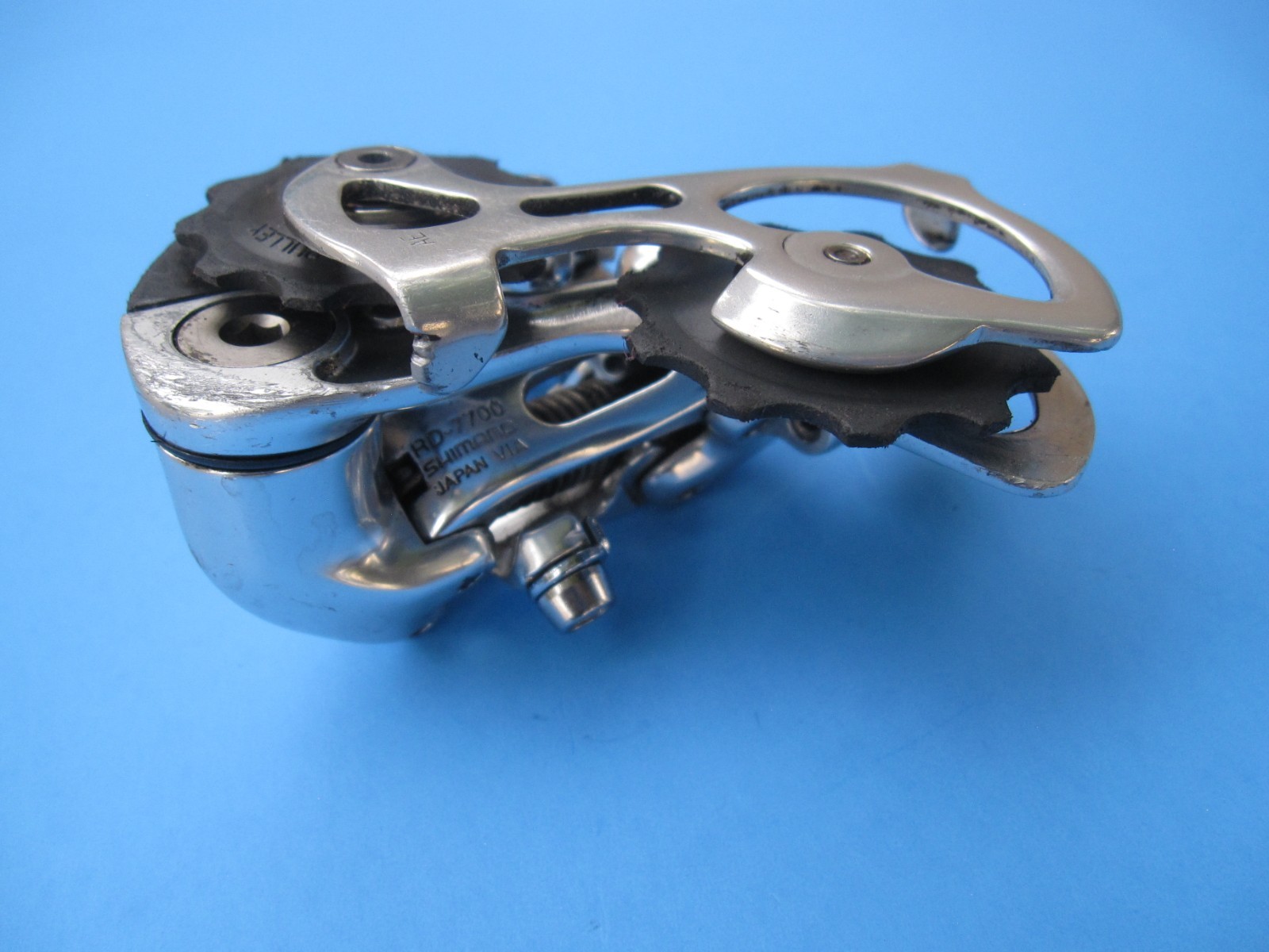 Shimano Dura-Ace rear derailleur, RD-7700, short cage, 9-speed