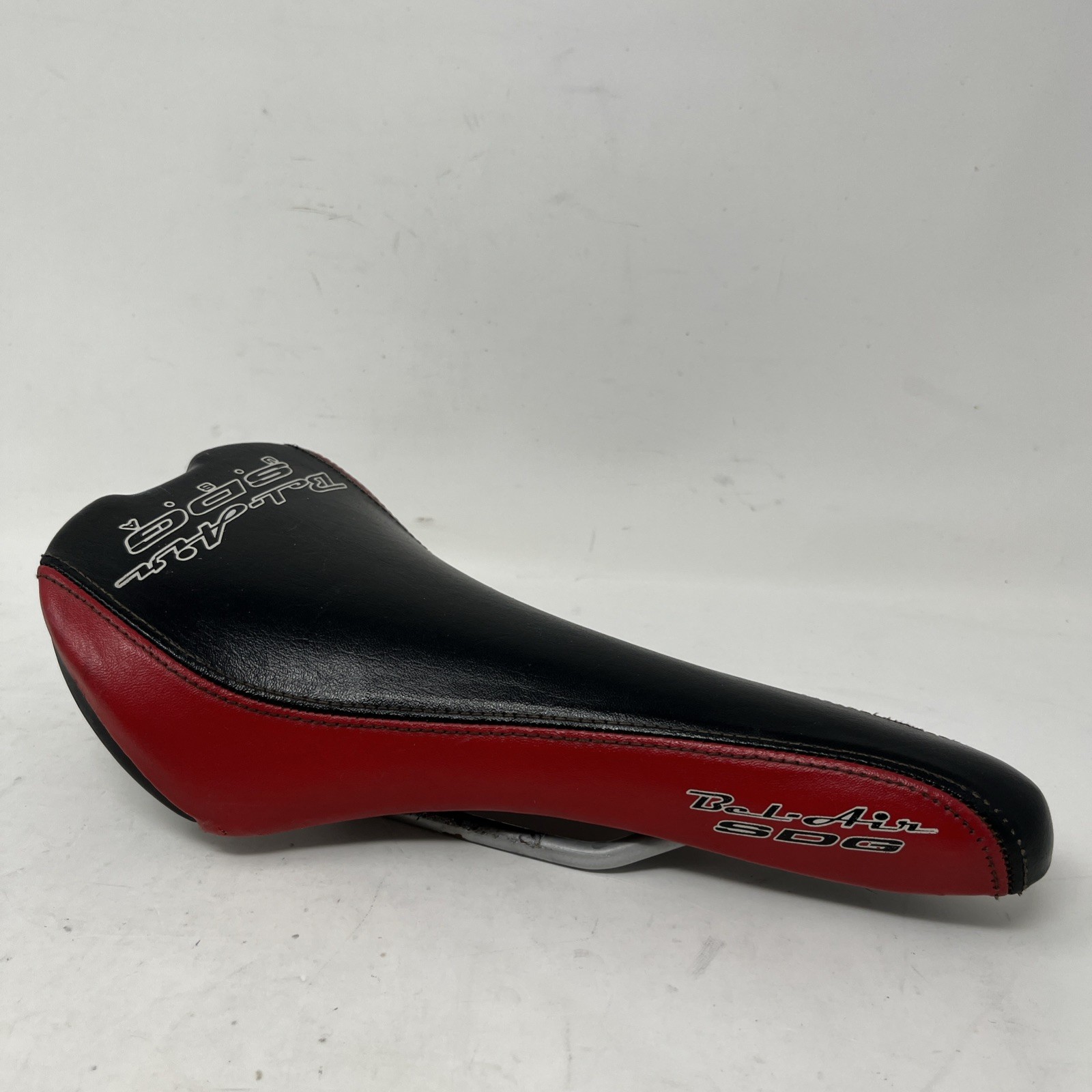 Vintage SDG Bel Air Bike Seat Saddle BMX Mountain Bike MTB Black Red